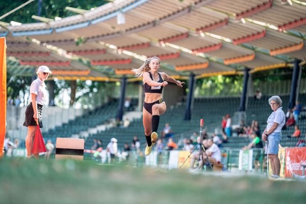 Julia Kellner (LG Goettingen) im Dreisprung am 02.07.2022 waehrend den NLV+BLV Leichtathletik-Landesmeisterschaften im Jahnstadion in Goettingen (Tag 1)